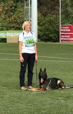 Amy von den goldenen Lorbeeren Amy von den goldenen Lorbeeren