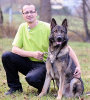 Arko von der Gletscherhöhle Arko von der Gletscherhöhle